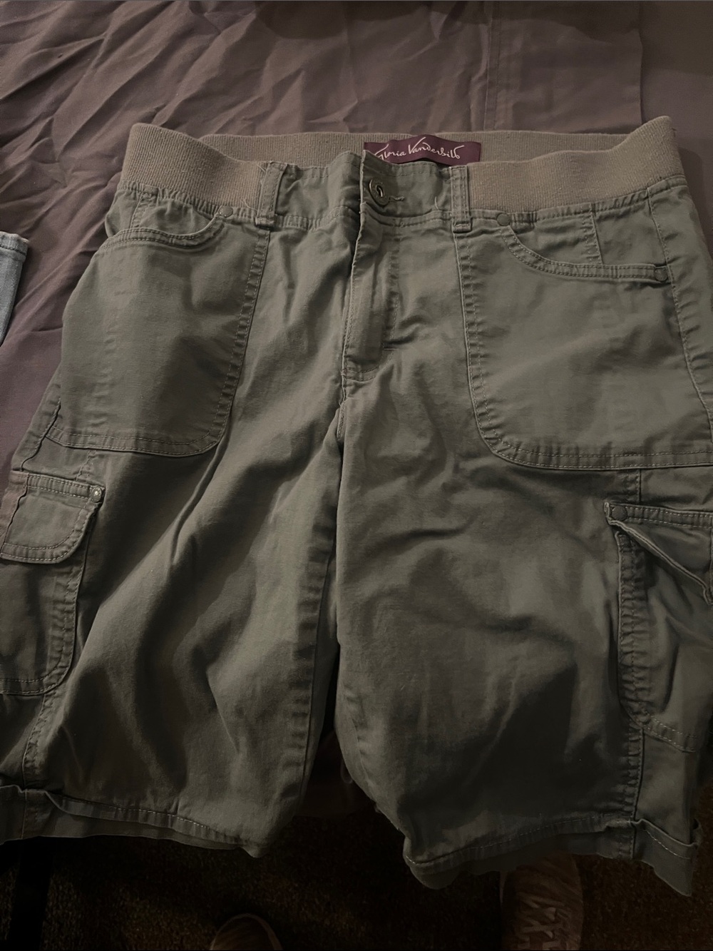 Gloria Vanderbilt Olive Utility Cargo Shorts with Ribbed Waistband